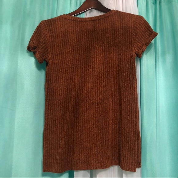 Forever 21 suede T-shirt - Picture 3 of 4